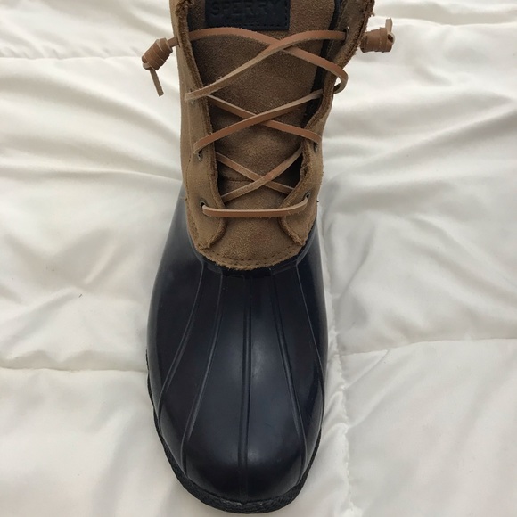 Women’s Sperry Saltwater Canvas Duck Boots - Picture 7 of 16
